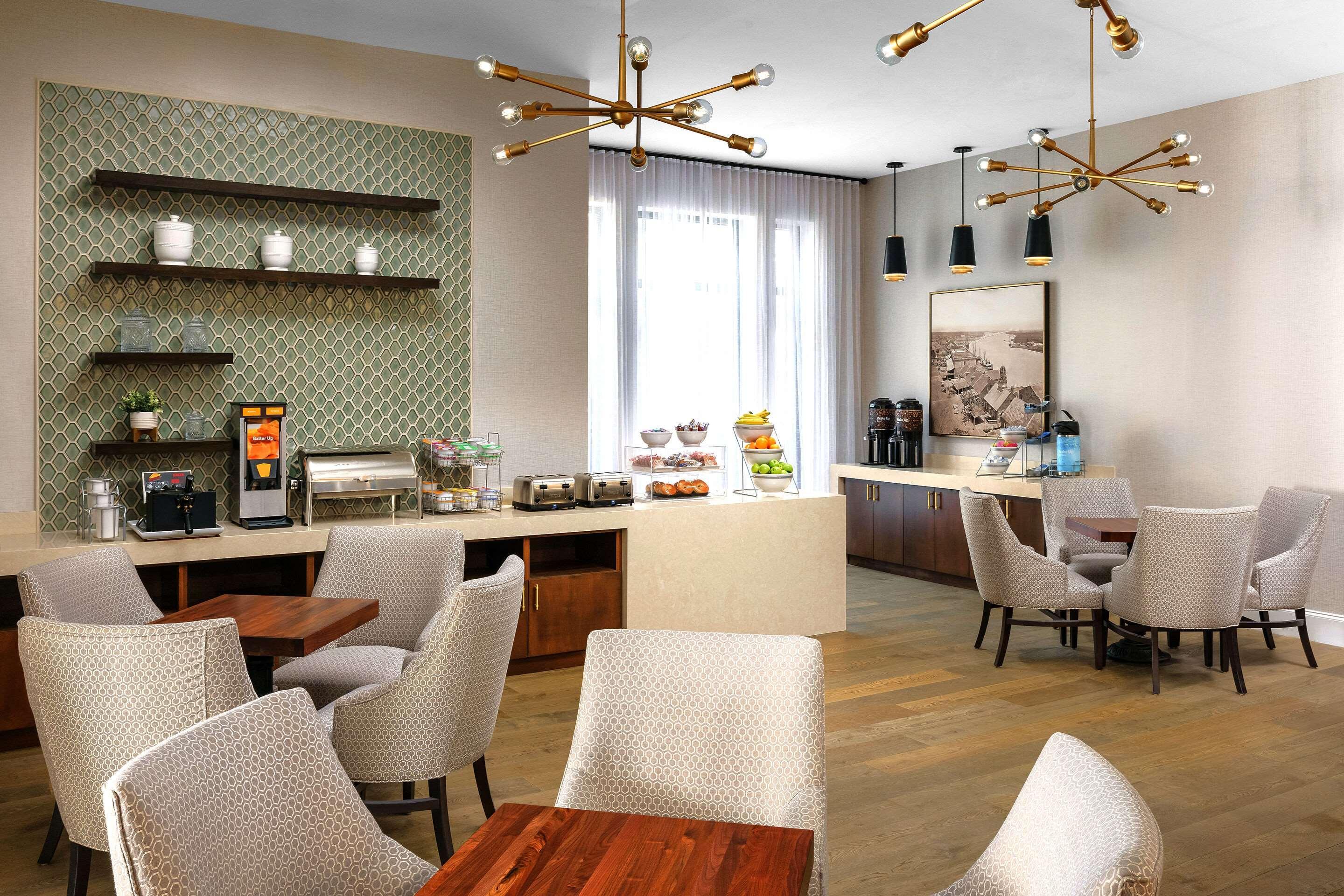 The Bluff Hotel Savannah, Tapestry Collection By Hilton Екстер'єр фото
