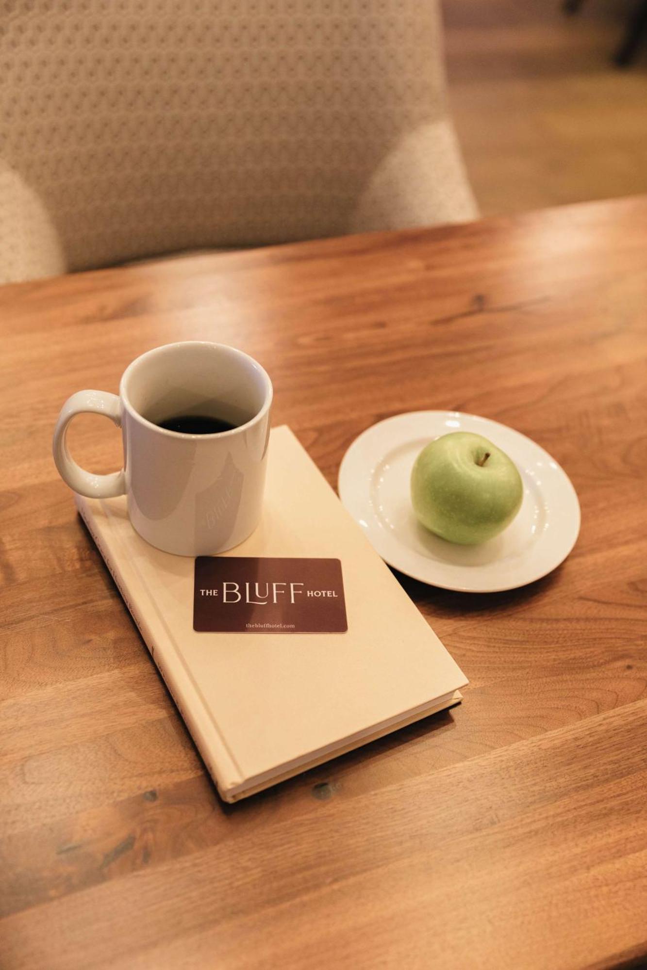The Bluff Hotel Savannah, Tapestry Collection By Hilton Екстер'єр фото